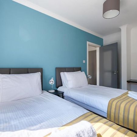The Douglas - Spacious 2 Bed Apartment In Uddingston Εξωτερικό φωτογραφία