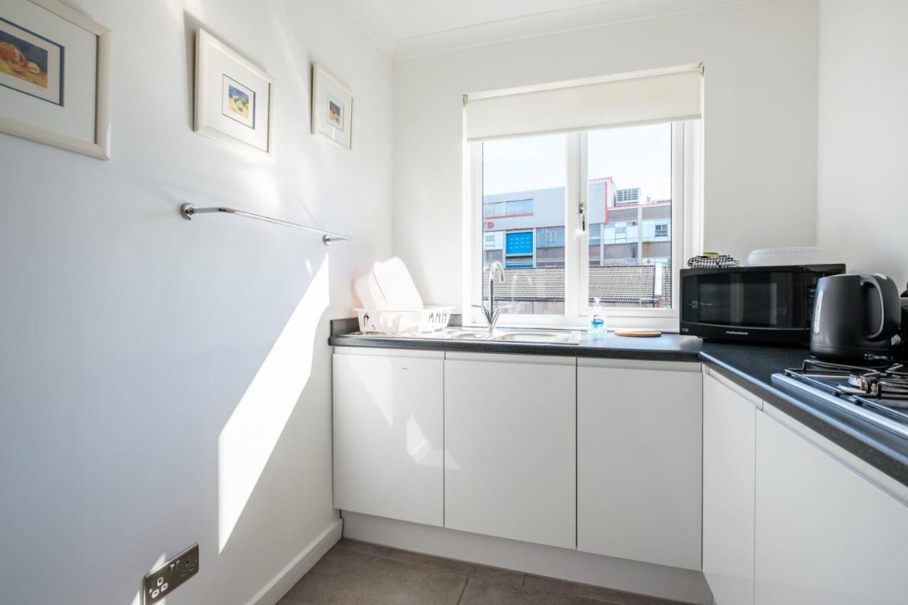 The Douglas - Spacious 2 Bed Apartment In Uddingston Εξωτερικό φωτογραφία