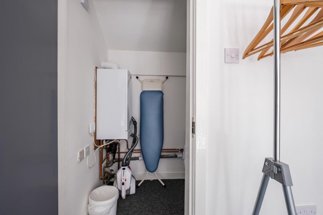 The Douglas - Spacious 2 Bed Apartment In Uddingston Εξωτερικό φωτογραφία