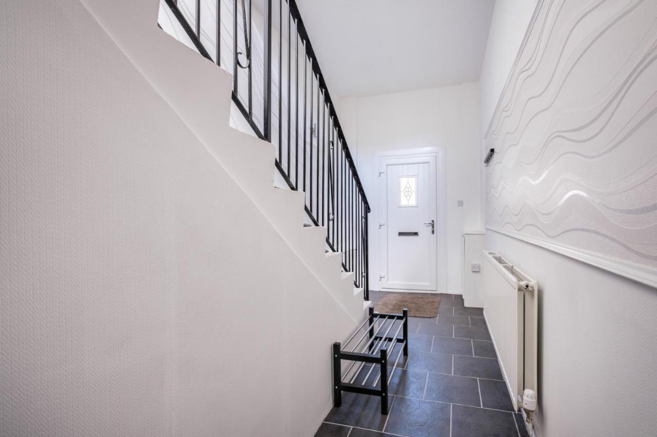 The Douglas - Spacious 2 Bed Apartment In Uddingston Εξωτερικό φωτογραφία