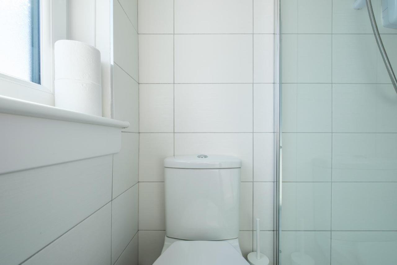 The Douglas - Spacious 2 Bed Apartment In Uddingston Εξωτερικό φωτογραφία